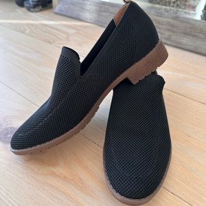Flat shoes, brand new